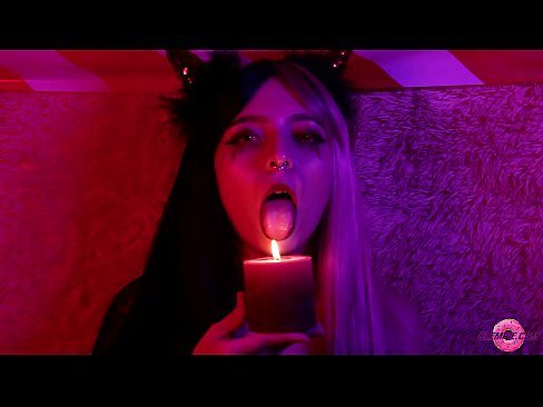 ❤️ Blowjob Ghairah dari Succubus Seksi dengan Mulut Penuh ❤❌ Lucah pada kami ❌️