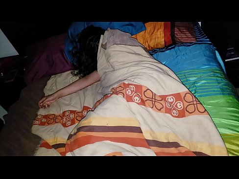 ❤️ Anak tiri memarahi ibu tirinya semasa dia tidur. ❤❌ Lucah pada kami ❌️